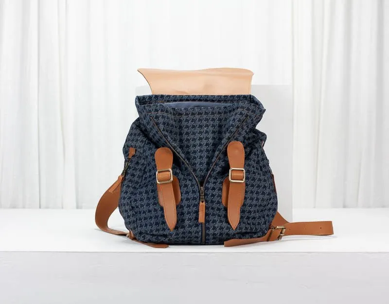 Artemis backpack - Blue jeans with houndstooth pattern and Brown leather