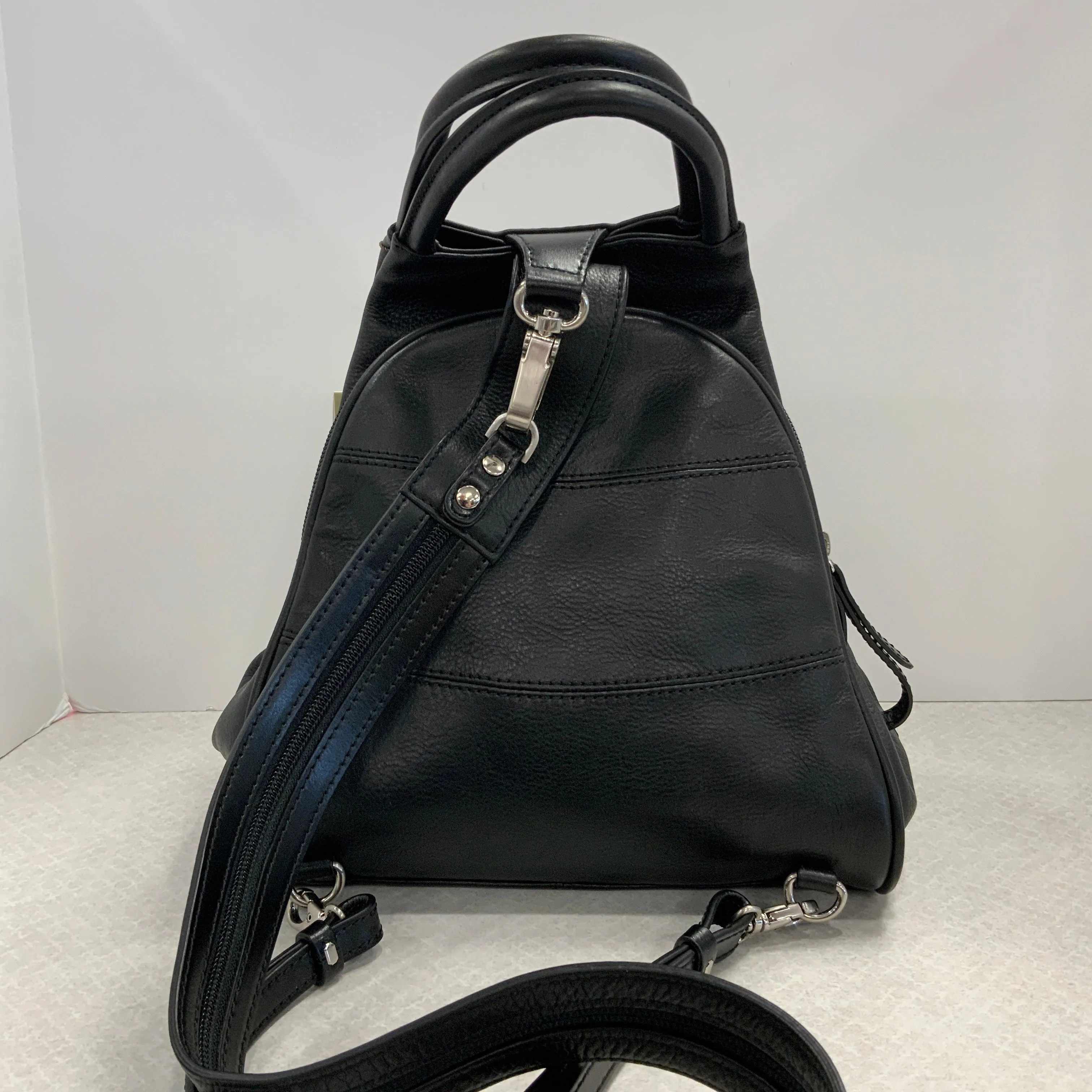 Backpack Leather By Gianni Conti, Size: Medium