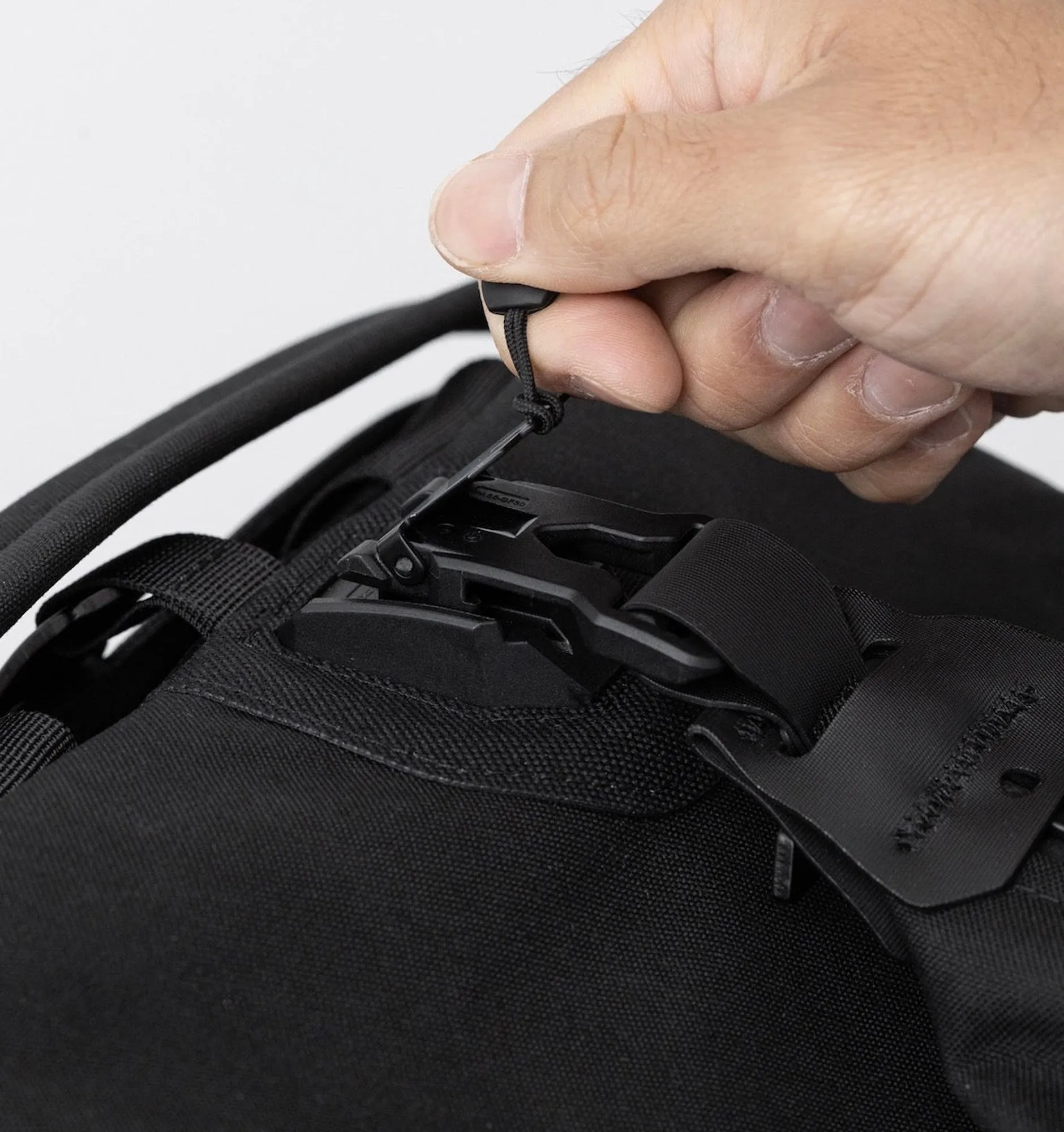 Black Ember DEX 30 Duffle