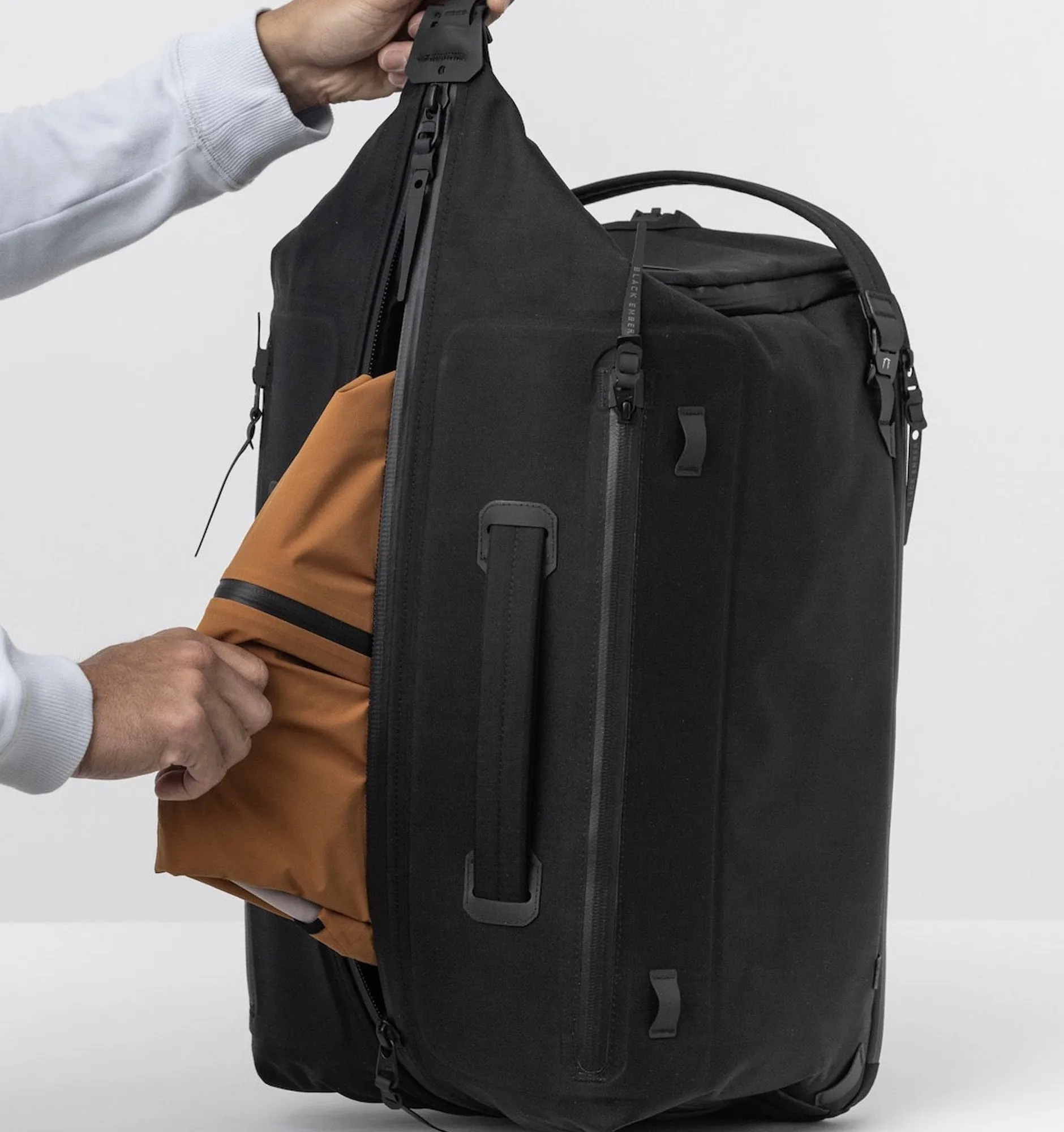 Black Ember DEX 30 Duffle