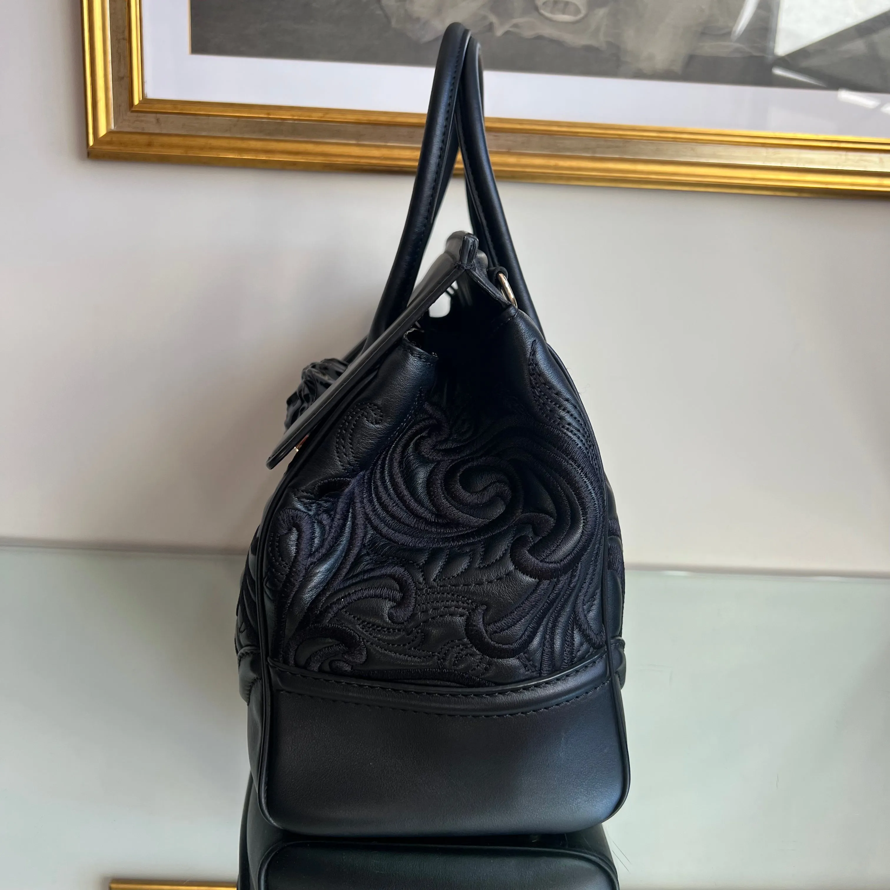 Bolsa Versace Palazzo Empire  Preta