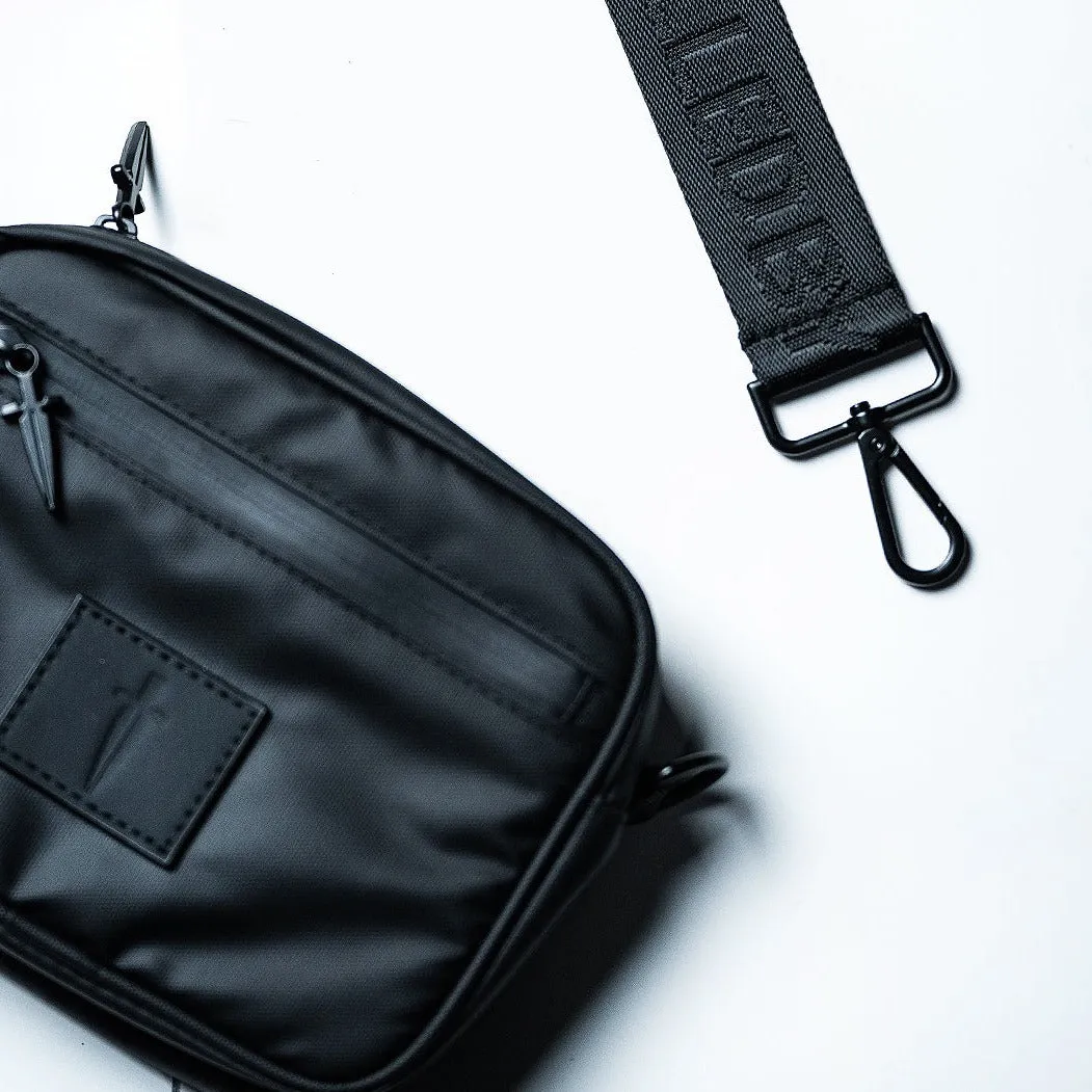 CROSSBODY BAG - MATTE BLACK