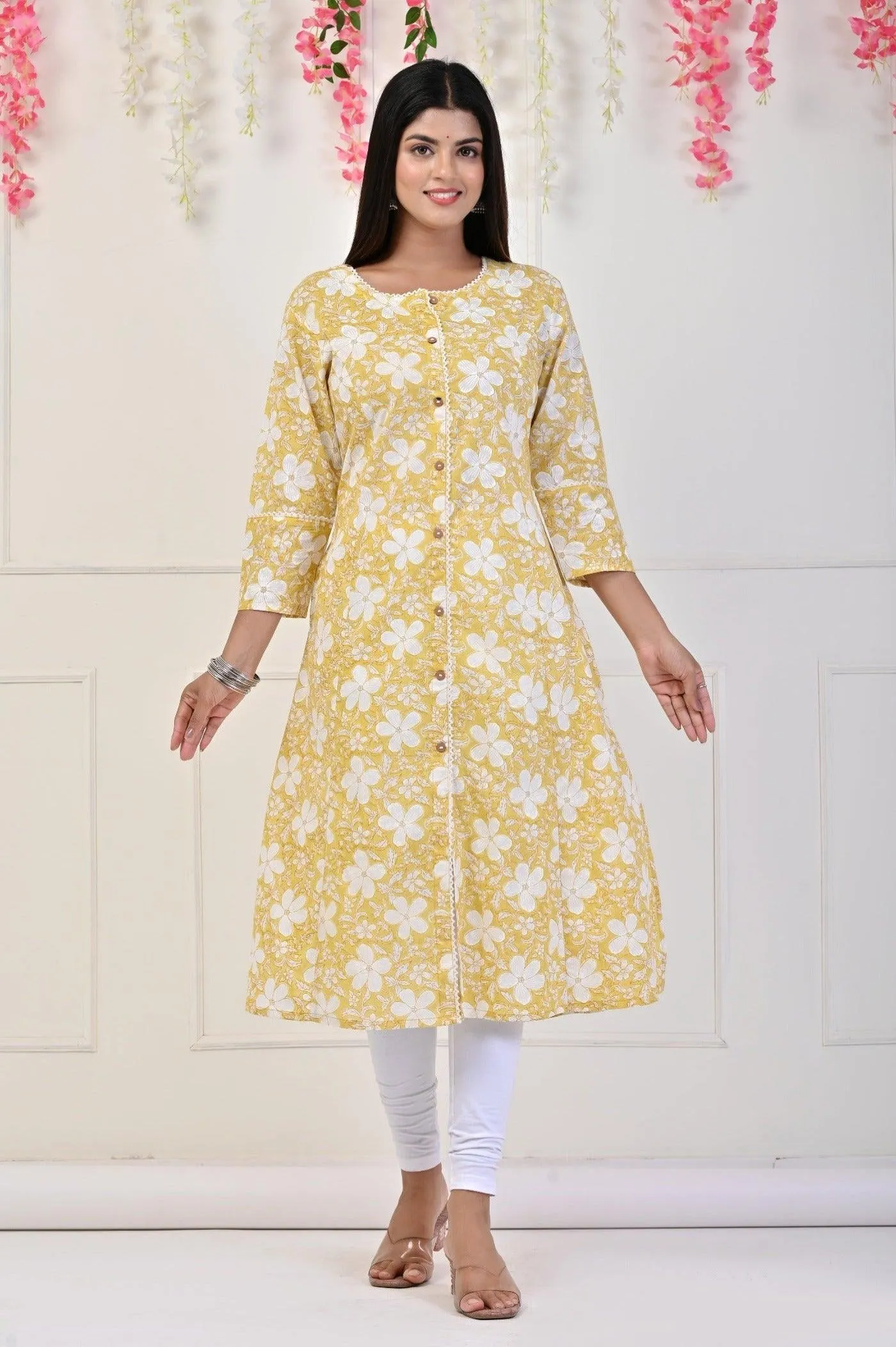 Elevate your style With Kurtis