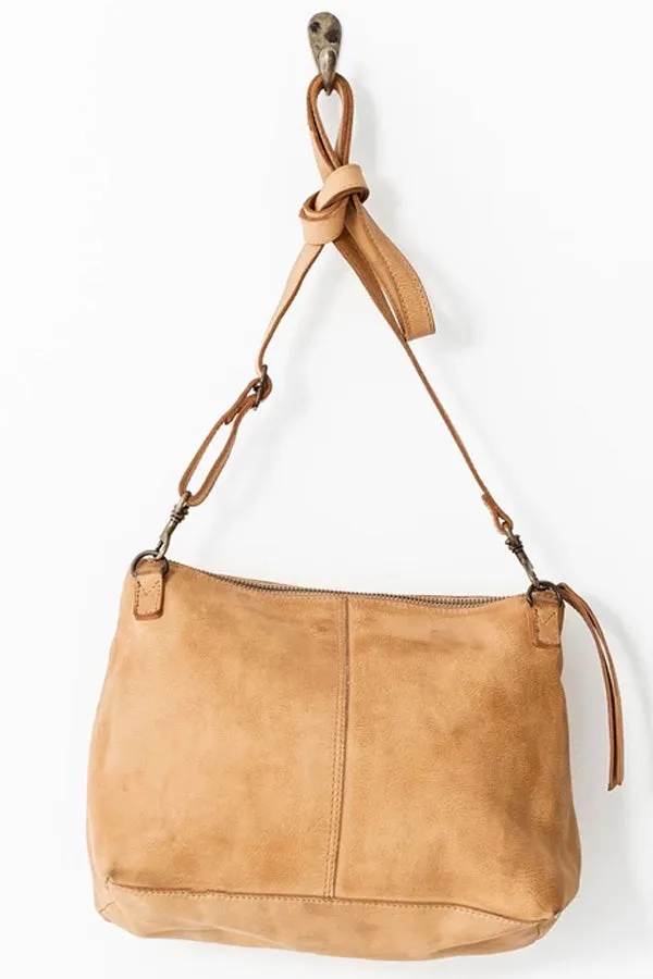 Essentials Pouch Large - Tan