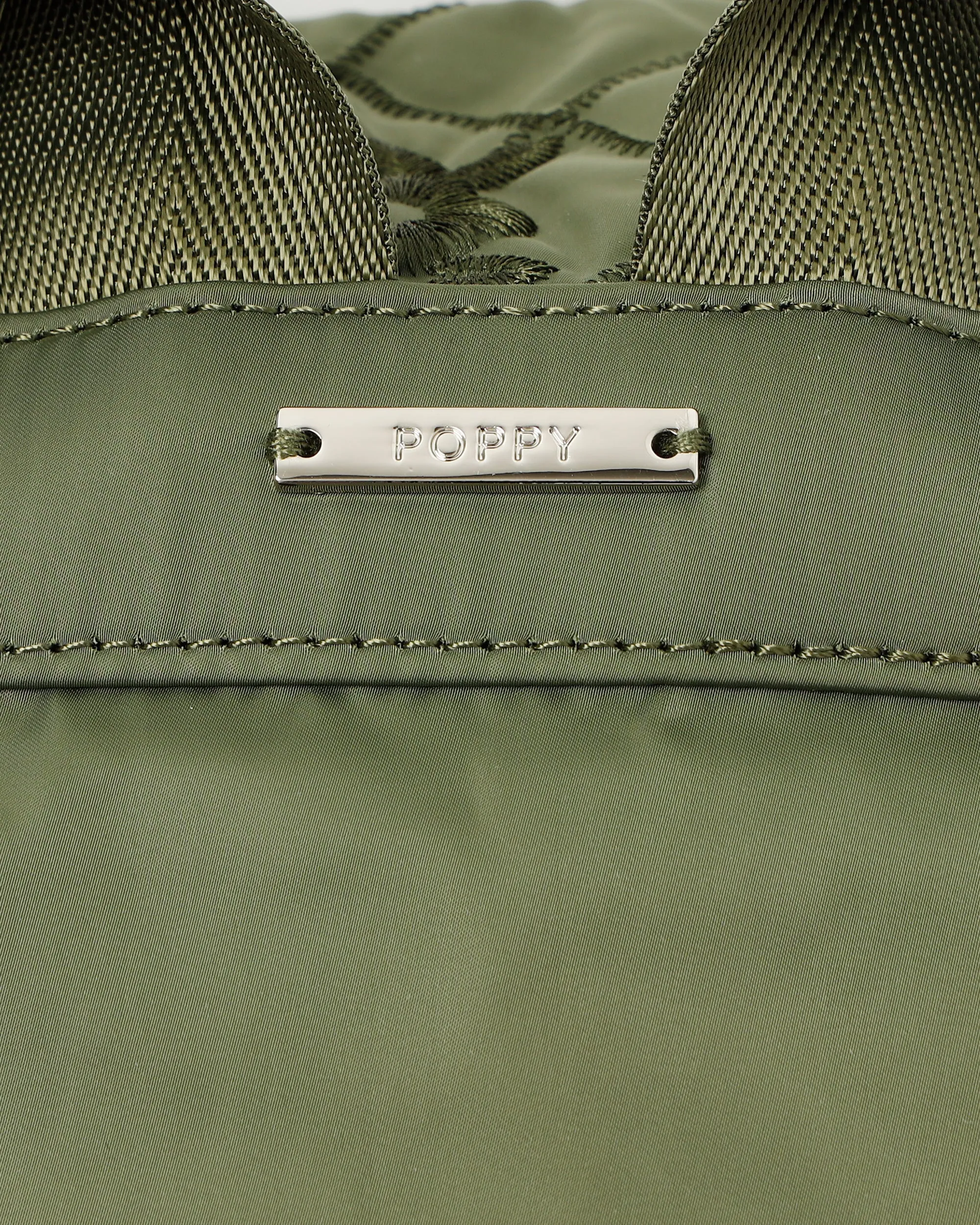 pointe backpack (khaki)