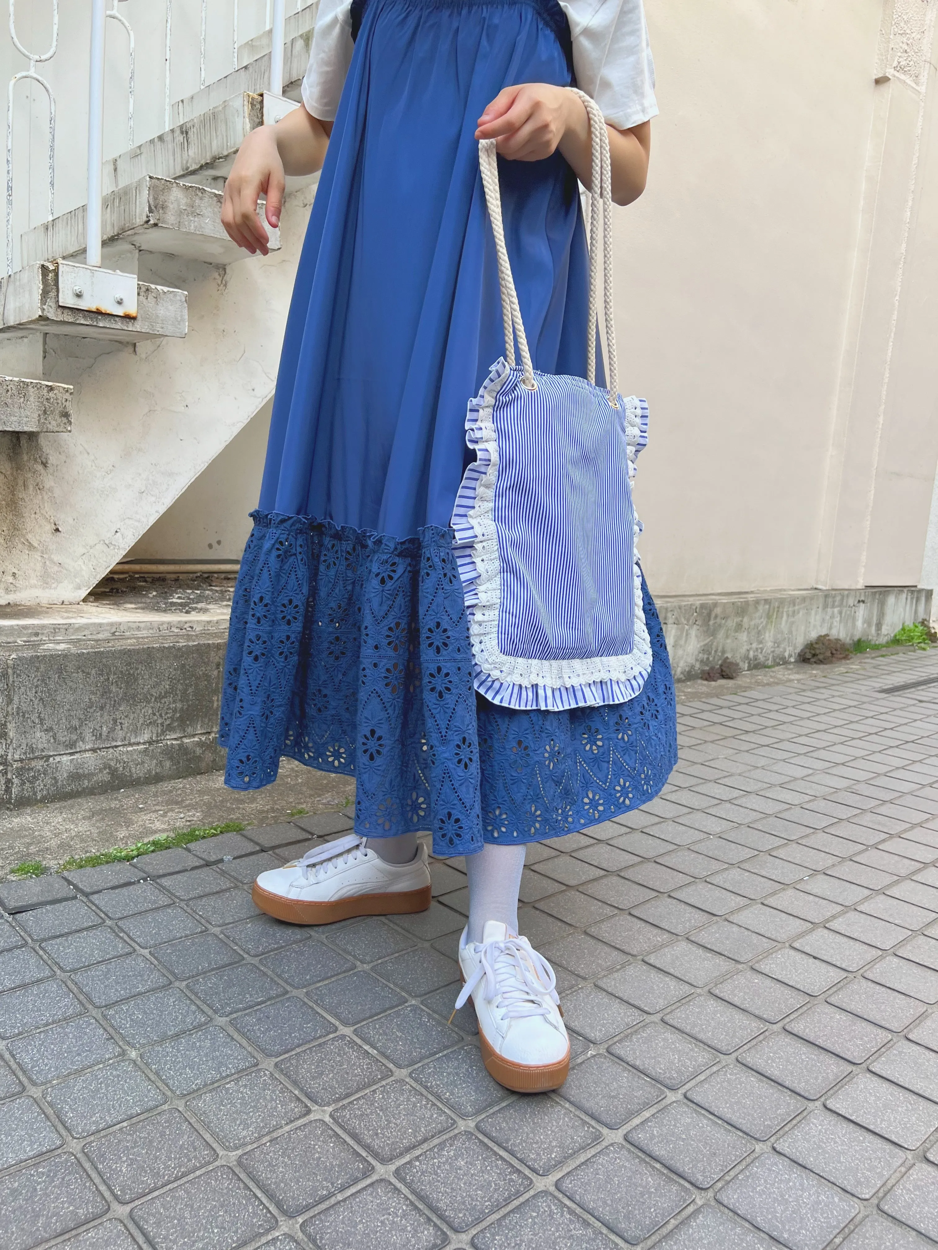 stripe frill tote bag